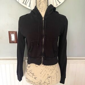 Brandy Melville Cropped Hoodie Black One Size